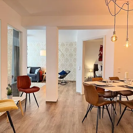 Exklusives 3-zimmer Altstadt-design-apartment