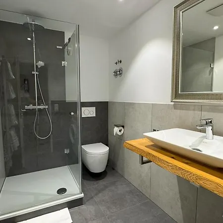 Exklusives 3 Zi Design In Fr-altstadt Appartement